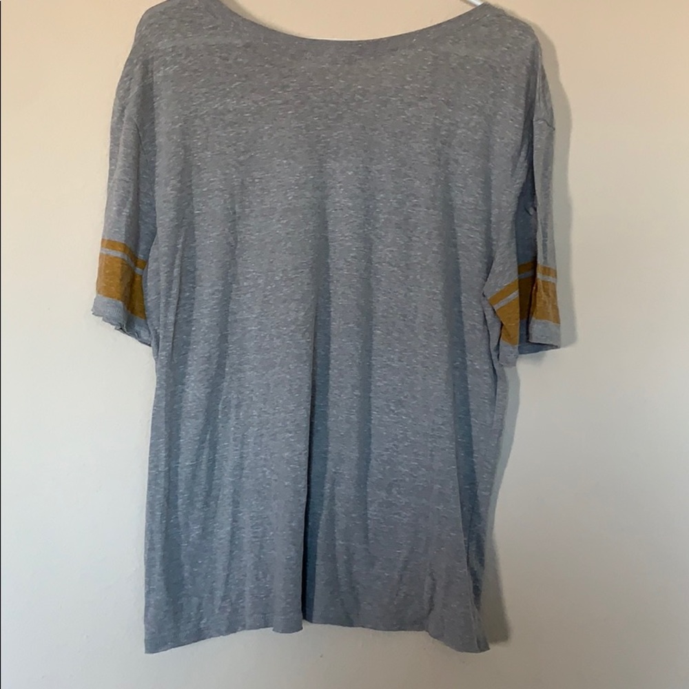 Gray Shirt - Picture 2 of 2